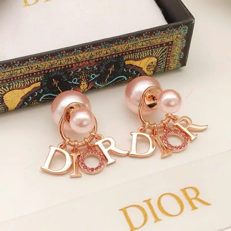 christian dior boucles doreilles pour femme s_1251b723